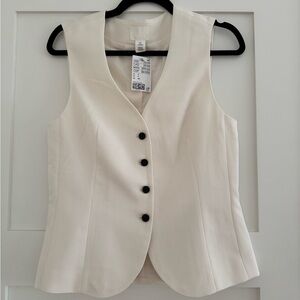 H&M Cream Sleeveless Top with Black Buttons